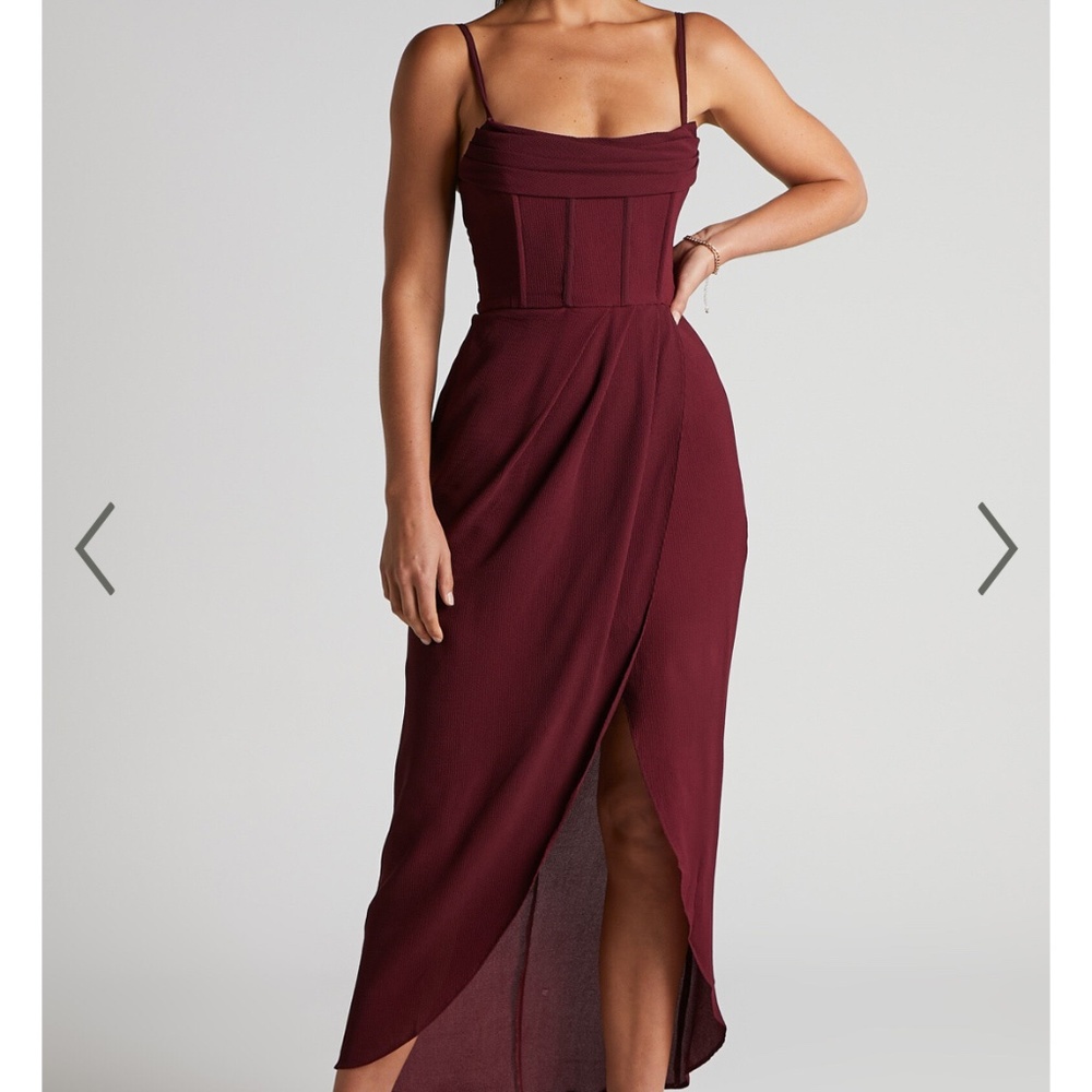 Showpo brand Andrina wine midi dress size 12 NWT